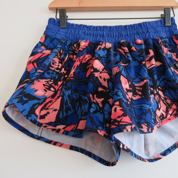 LULULEMON Tracker Short IV (4-way Stretch) Paint Storm Harbor Blue Multi / Black - Picture 6 of 13